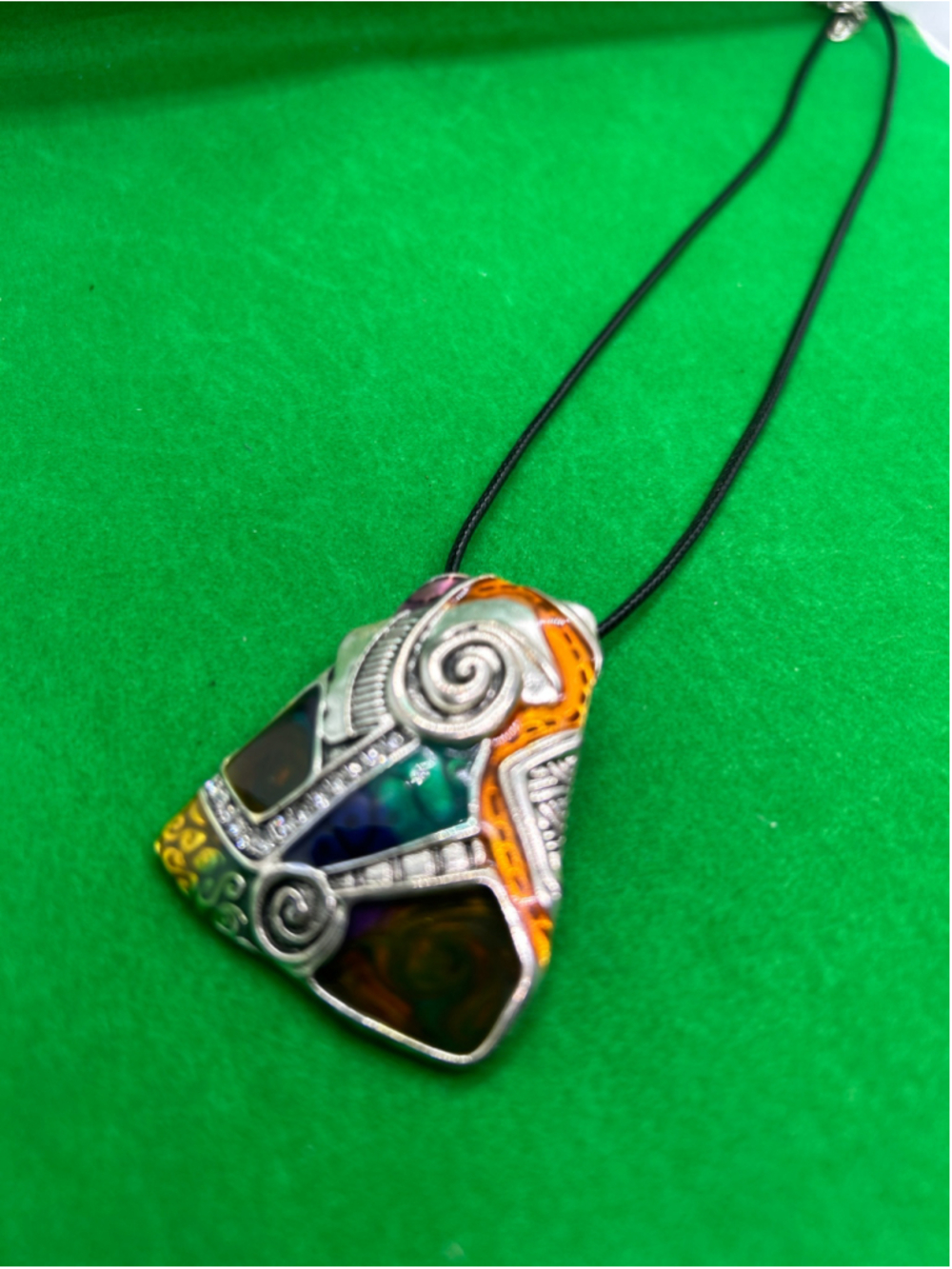 Women's Unbranded Abstract Multicolor Pendant Necklace, One Size